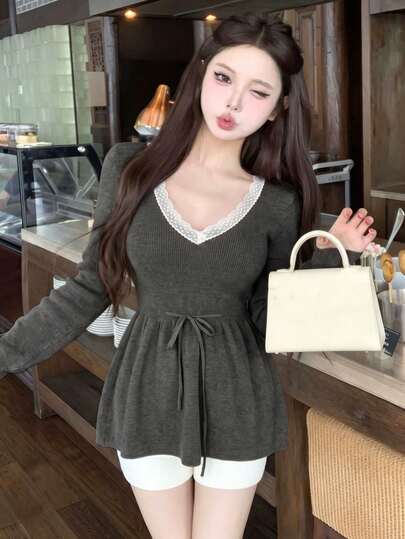 2026 New V-Neck Lace Cinched Waist Lantern Sleeve Knit Top, Soft And Gentle Style, Elastic Knit Fabric, Casual Wear For Spring/Autumn, Suitable For Outings, Birthdays, Parties