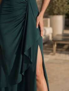 Long Dress In Blue, Green, Red, Marsala, Rose, And Olive + Colors For Bridesmaids, Graduates, And Guests, Off-The-Shoulder With Padded Cups, Fluid Fit, Size 38 To 42 - 墨綠色 - 查看 3