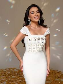 Love Aing Gaun Pesta Wanita Musim Panas Model Bodycon Berbahan Jala dengan Tali Bahu, Mutiara, dan Rhinestone, Seksi, Cocok untuk Pesta Koktail, Malam Hari, dan Acara Semi-Formal untuk Tamu Pernikahan. - Putih - View 9