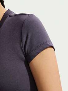 Nike Women's AS W NSW NK CHLL KNT MD CRP Short Sleeve T-Shirt Knit Collarless Short TFV5509-014 - Purple - View 4