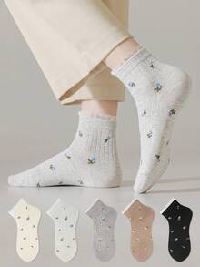 ZUJO 5 Pairs Women's Ditsy Floral Ruffle Trim Short Socks, Simple And Comfortable, Suitable For Year-Round Home And Travel, Random Colors - Multicolor - View 3