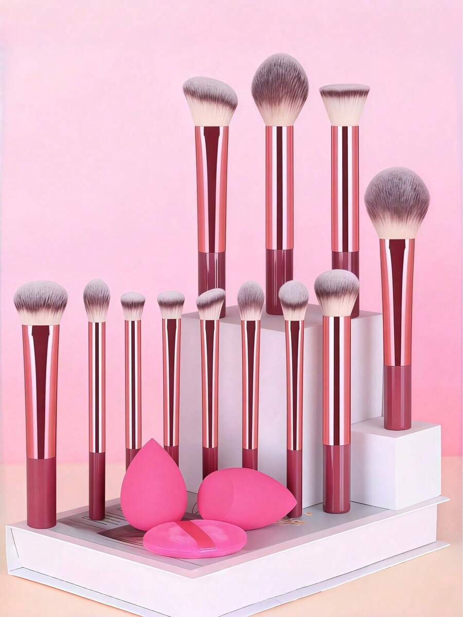 Conjunto Profissional de Pincéis de Maquiagem Macios e Fofos, Cerdas Sintéticas de Alta Qualidade Adequadas para Base, Blush, Sombra, Inclui Esponja de Maquiagem, Kit de Ferramentas de Maquiagem Portátil para Rosto Completo, Adequado para Iniciantes, Uso Diário de Maquiagem, Conjunto de Presente de Pincéis de Maquiagem, Formatura, Aniversário, Lembrancinha de Festa, Verão, Praia, Viagem, Spa para Mulheres e Meninas - Multicolorido - Visão 1