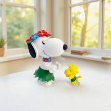 Miniso Snoopy Travel Buddy 鮮豔主題角色驚喜盒 時尚拋光 PVC 迷你雕像 房間擺飾 收藏紀念禮物 (1 件隨機發貨) - 彩色 - 查看 3