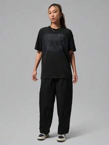 Jordan 女款 AS W J SS OS GFX TEE BLACK CAT 短袖針織無領T恤 TIW7672-010 - 黑色 - 查看 6