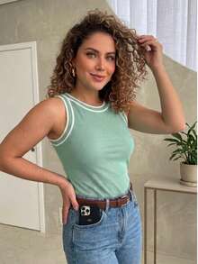 Blusa Regata Casual Feminina Estampa Xadrez - Verde Menta - Visão 2