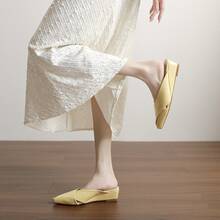 New Cross Design Gentle Style Pointed Toe Closed Toe Half-Slip Women's Shoes Soft Comfortable Low Heel Outdoor Wear Casual Commute Versatile Minimalist Mule Sandals - Yellow - View 4