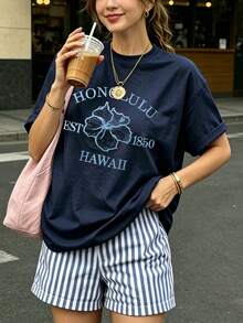 2件組大尺碼女款休閒夏威夷字母與花卉印花短袖上衣與短褲套裝，大尺碼女款印花圓領T恤優雅款 - 藏蓝色 - 查看 2