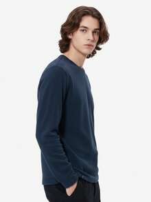 CAMEL CROWN Outdoor Fleece Jacket, Spring And Autumn Fleece-Lined Long-Sleeved T-Shirt, Men's Round Neck Anti-Static Sweatshirt. - Dusk Blue - View 3