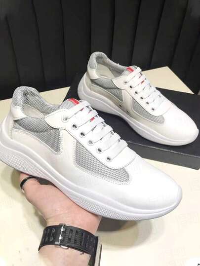 2026新款 *1PRADA 光面漆皮低筒運動鞋 中性時尚繫帶耐穿休閒鞋 奢華美學禮品