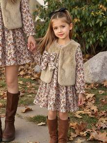 Young Girls Autumn 2pcs Set Solid Color Faux Fur Bow Sleeveless Vest + Corduroy Casual Dress - Brown - View 2