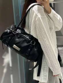 韓系小眾設計復古機車風女款大容量隨性托特包，百搭時尚通勤、出遊、日常購物，皺褶皮革腰帶扣單肩斜挎包 - 黑色 - 查看 6