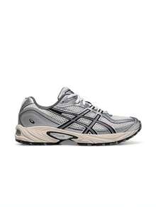 Asics Sepatu Lari Unisex GEL-KAHANA TR CF Low-Top 1203B172-100 - Perak - View 2