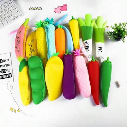 Cute 3D Simulation Fruit Pencil Case Soft Silicone Pen Bag Portable Large Capacity Stationery Storage Bag Novelty Kawaii Aesthetic Makeup Pouch For Student School Office Travel Gift,Back To School Season