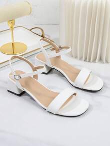 Sandal Wanita Hak Tebal dengan Bagian Belakang Terbuka, Sepatu Hak Sedang Modis Ukuran Plus dengan Ujung Terbuka dan Tali Belakang - Putih - View 15