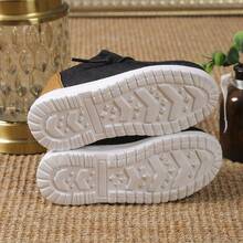 1 Pair Fashionable Casual Lightweight Classic Beautiful Sneakers - Black - View 7