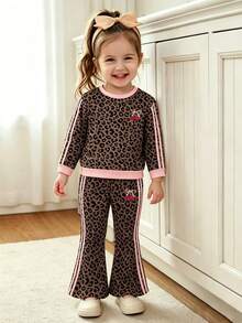 Baby Girl Leopard Print Bowknot Pattern Crew Neck Long Sleeve Sweatshirt And Flared Pants Set - Brown - View 1