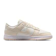 Sepatu Sneakers Nike Dunk Wanita Model Low-Top yang Nyaman, Lembut, dan Bernapas dalam Warna Beige - Krem - View 6