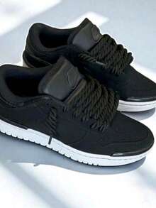 Men Sneakers - Bajo pretoo - Ver 1