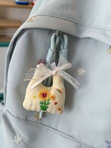 清新刺繡小碎花圖案後背包，大容量多口袋學院風學生書包，輕量耐用防水布料，寬鬆大隔層可放書籍、雜誌、筆電，前口袋可收納個人物品，側面抽繩口袋可放水壺與雨傘，寬肩墊肩帶舒適適合長時間背負，適用於學校、補習、通勤、購物、旅行，開學季推薦 - 彩色 - 查看 8