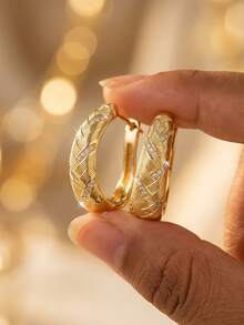 CHICAT French Vintage Gold-Plated Woven Texture Cubic Zirconia Thick Hoop Earrings, Daily Fashion Personalized Jewelry - Gold - View 4