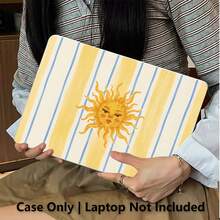 1件式 Macbook 相容保護殼，黃色條紋與太陽 UV 印刷圖案，筆電保護套，極簡輕量耐用保護殼，相容 Macbook Air Pro 13.3 13.6 14.2 15.3 16.2 吋，適用於 13 吋 Neo 筆電保護殼 A3404 型號/ D14, D16 - 查看 3