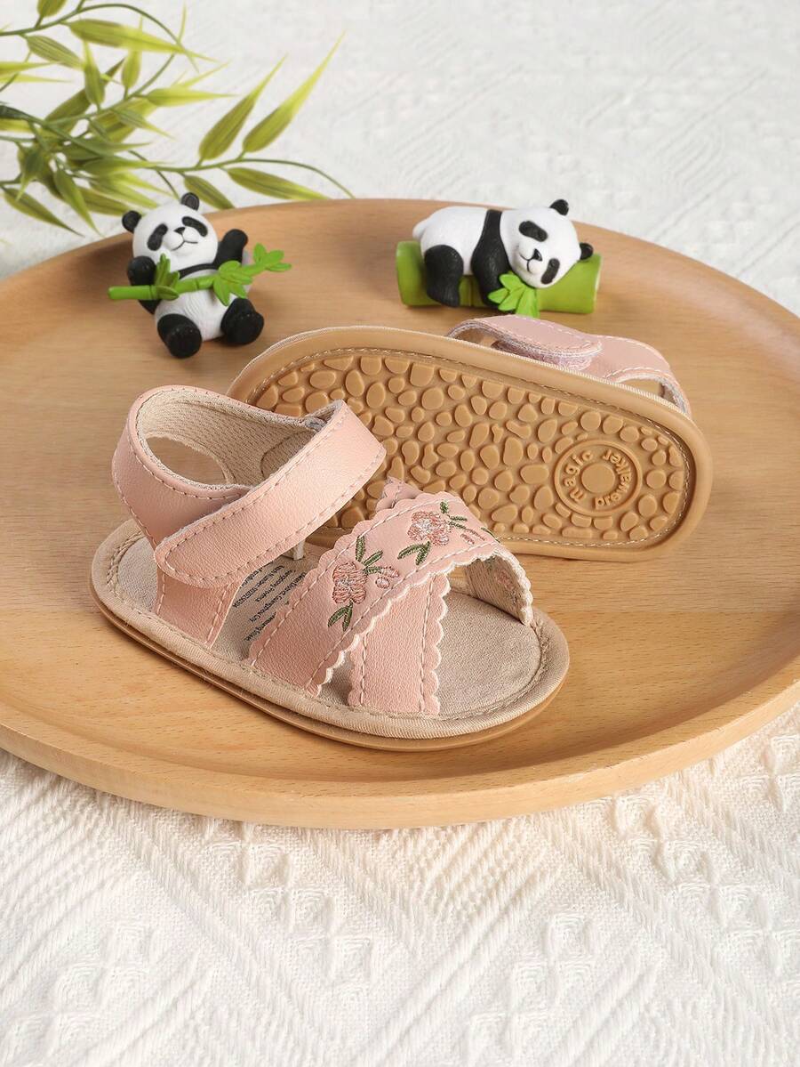 1雙女童時尚百搭刺繡花卉設計幼兒涼鞋，嬰兒走路鞋，夏季