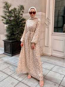 Gaun Maxi Motif Clara Arab Gaya Baru untuk Liburan Musim Gugur - Krem - View 1