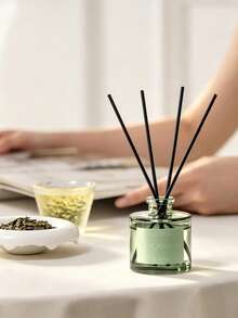 50ml Aromatherapy Essential Oil Air Freshener, Plant-Based Flameless Reed Diffuser, Suitable For Bathroom, Bedroom, Home Decor, Long-Lasting Fragrance - Star - View 3