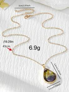 1pc Exquisite Minimalist Niche Versatile Geometric Flower Pendant Necklace, Suitable For Women To Wear In Any Occasion, Date, Gift For Loved Ones - Purple - View 2