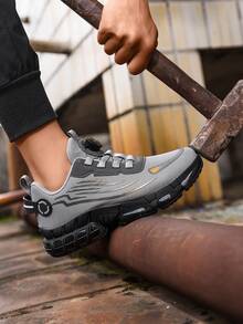 Sepatu Lari Pria Warna Hitam, Desain Jala Bergaris Rapi, Sol Tebal yang Elegan, Mudah Dipadukan dengan Berbagai Pakaian Sehari-hari - Hitam - View 6