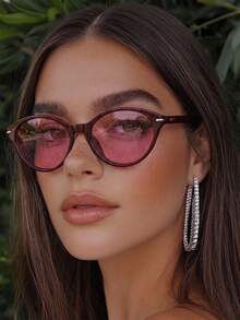 1 Pair Women's Personalized Cat Eye Fashion Glasses, Fashion Accessory For Travel And Street Style - Burgundy - View 3
