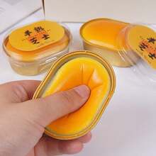 1个黄色慢回弹奶油芝士蛋糕挤压玩具，柔软粘稠的半冻糕面包挤压玩具，创意减压小礼物，送给亲朋好友，逼真蛋糕玩具，减压玩具，发泄玩具，节日、生日和派对礼物 - 黃色 - 查看 5