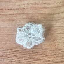 精緻 3D 花卉網格貼花－迷你象牙白花朵裝飾，適用於 DIY 手作、婚紗與田園風裝飾 - 多色 - 查看 12
