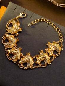 Brazalete de estilo corte en oro, decorado con seis cabezas de caballo e incrustado con diamantes, adecuado para uso diario, fiestas y ocasiones festivas - Dorado - Ver 6