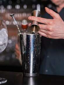 304 Stainless Steel Cocktail Shaker And Measuring Cups - Ideal For Wine And Alcoholic Beverages, Kitchen Essentials, Kitchen Essentials|Sleek Metallic Finish|Durable Construction - View 4