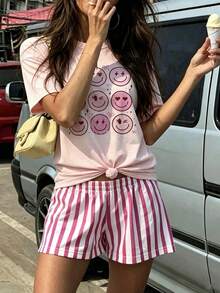 2件組女款短袖圓領極簡印花上衣 + 鬆緊腰條紋短褲居家休閒套裝 - 粉色 - 查看 5