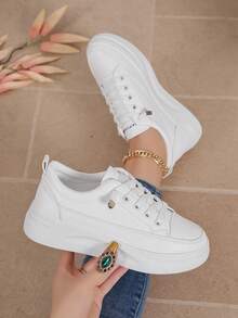 Women's Height-Increasing Solid Color Round Toe Lace-Up Thick Sole Casual Shoes, Minimalist Sporty Style For Daily Commute, Spring/Summer White Sneakers - White - View 1