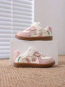 1 Pair Girls' Embroidered Hook & Loop Training Shoes, Spring/Autumn New Fashion Versatile Colorblock Sneakers - Pink - View 1