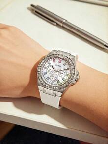 Jam Tangan Fashion Wanita GUESS Gaya Sporty Sehari-hari, Baja Tahan Karat Perak dengan Dekorasi Kristal dan Tali Silikon, Dial Multifungsi GW0541L1 - Putih - View 4