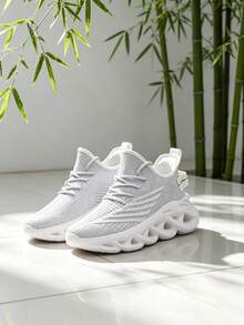 1 Pair White Lightweight Breathable Mesh Sock Shoes With Hollow Blade Sole, Casual Versatile - White - View 10