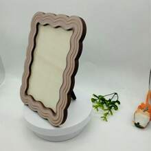 1pc Wavy Frame Resin Photo Frame 6/7 Inch Desktop Photo Frame, Cute Wavy Frame Design, Olive Green/Soft Pink/Bright Orange Color Options, Home Decor Photo Display Stand - A - View 13