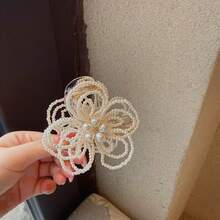 Women's Floral Claw Clip Hair Accessory, Delicate French Sweet Style Back Of Head Flower Shark Hair Clip - Pearl Flower Claw Clip - View 4
