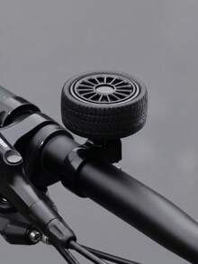 TOSUOD Mini Sonnette de Vélo Rotative en Forme de Pneu, Klaxon de Vélo Créatif et Personnalisé Décoratif, Design Compact et Portable Amusant en Forme de Pneu, Installation Facile avec un Son Clair, Sonnette d'Avertissement Universelle pour Vélos de Montagne, Accessoire de Cyclisme Personnalisé - Multicolore - Voir 9
