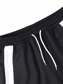 1pc Men's Minimalist College Style Creative Typography Print Straight Leg Loose Casual Sports Long Pants - Black - View 4