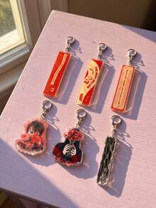 1pc/6 Pcs Obsession Thriller Series ONE WISH WILLOW Acrylic Keychains, Dark Art Style Illustration, High Transparency Material, Suitable For Phone, Kindle, Bag, Keychain Decoration, Movie Merchandise Collection, Must-Have For Horror Movie Fans - Multicolor - View 3