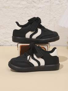 Sepatu Kasual Anak Unisex Motif Gelombang Warna Kontras dengan Sol Karet Tahan Aus, Sepatu Latihan Retro Harian untuk Pelajar - Hitam - View 5