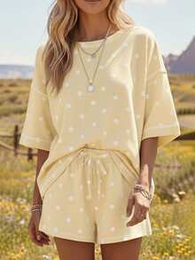 Acelitt Blassgelbes Polka-Dot 2-teiliges Casual-Set, Kurzarm-Top & Shorts mit Kordelzug, geeignet für Sommer, Zuhause, Lässig, elegant - Gelb - Übersicht 1