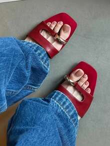 2026 New Plus Size Red Hollow Metal Buckle Square Toe Flat Thong Sandals - Red - View 3