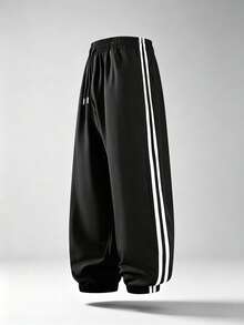 Celana Jogger Pria Ukuran Plus Manfinity dengan Garis Putih Kontras Dua Warna di Sisi, Pinggang Elastis dengan Tali Serut dan Ujung Bawah Berlipat, Potongan Longgar, Cocok untuk Olahraga dan Kasual. - Hitam - View 4