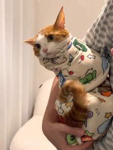 Pet Cat Grooming Wrap, With Fun Cartoon Design - Pet Protective Cover, Feeding, Anti-Scratch, Escape Protection, Soft, Comfortable And Easy To Clean, Suitable For Grooming, Ear Cleaning, Nail Trimming And Storage, Cleaning Pet Towel - White Cat With Blue Eyes Relaxing In A Comfortable Environment, Cat Grooming Cloth, Fun Design, Soft Fabric, Multi-Purpose No Battery Required - View 7